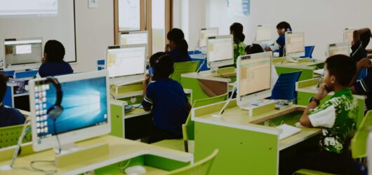 Como a Inteligência Artificial Está Revolucionando a Educação no Século 21